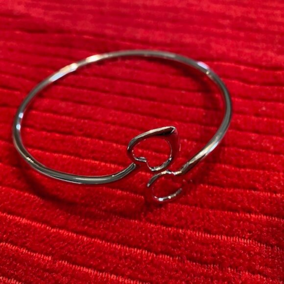 New * STERLING SILVER adjustable open BANGLE BRACELET * HEARTS on the ends - Picture 2 of 5